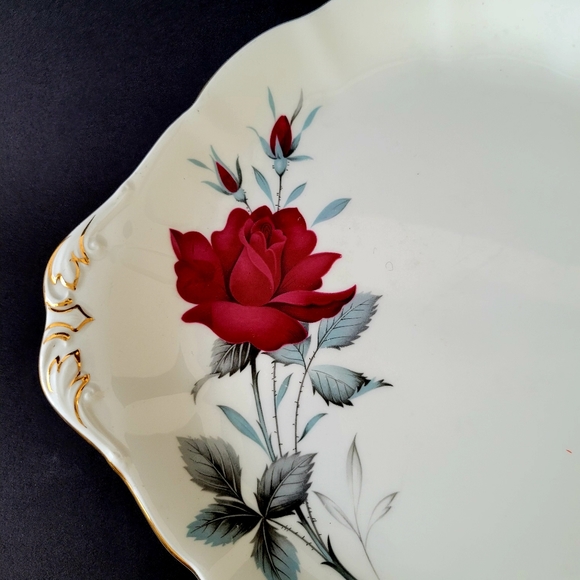 Vintage Royal Albert Sweet Romance Rose Flowers Bone China Cake Plate - Picture 3 of 7